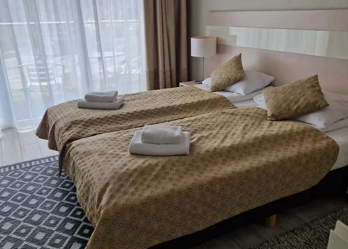 Czarna Gora 33 שייננה